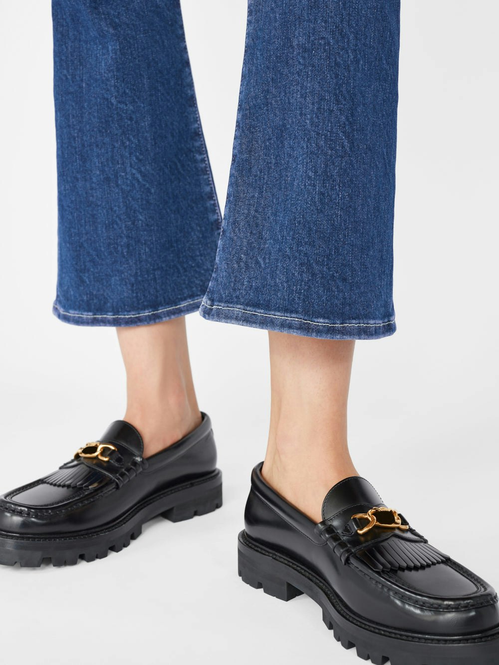 jeans hem detail view